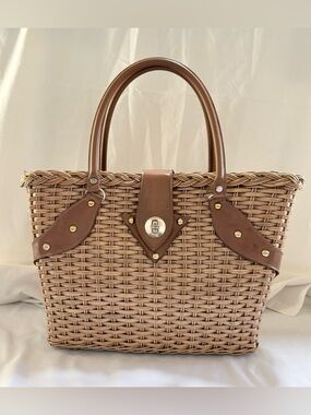 Vintage 1970’s Women’s Ricardo Wicker Handbag Made In Hong Kong Double Handle